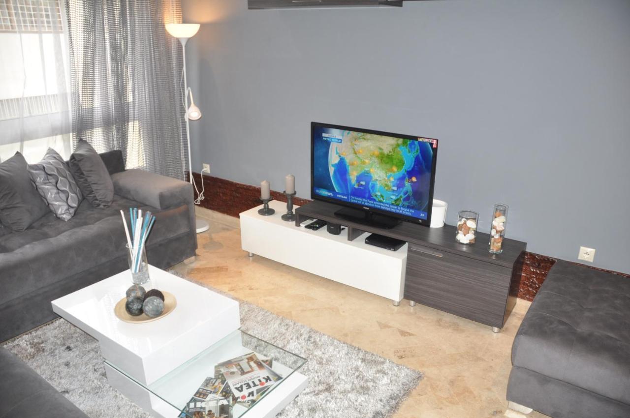 Val Fleuri Apartment With Balcony, الدار البيضاء المظهر الخارجي الصورة