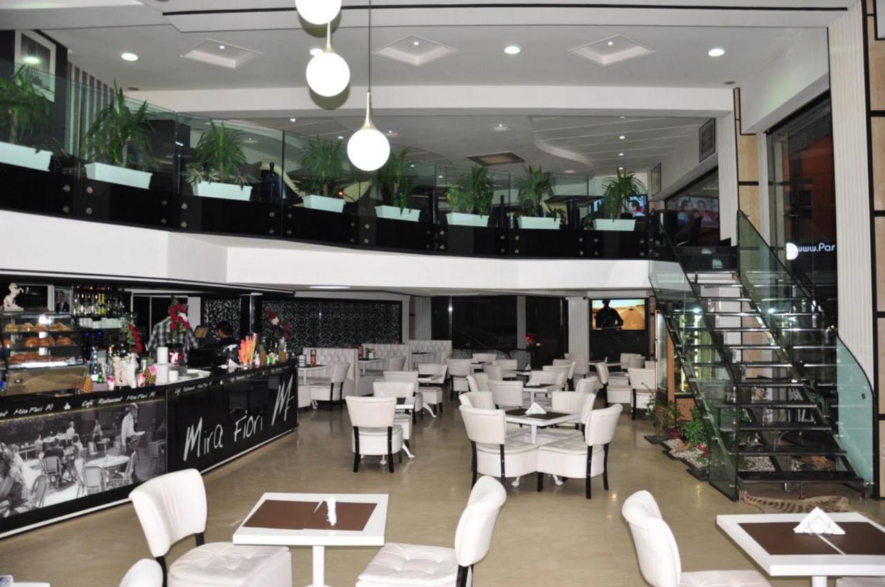 Val Fleuri Apartment With Balcony, الدار البيضاء المظهر الخارجي الصورة